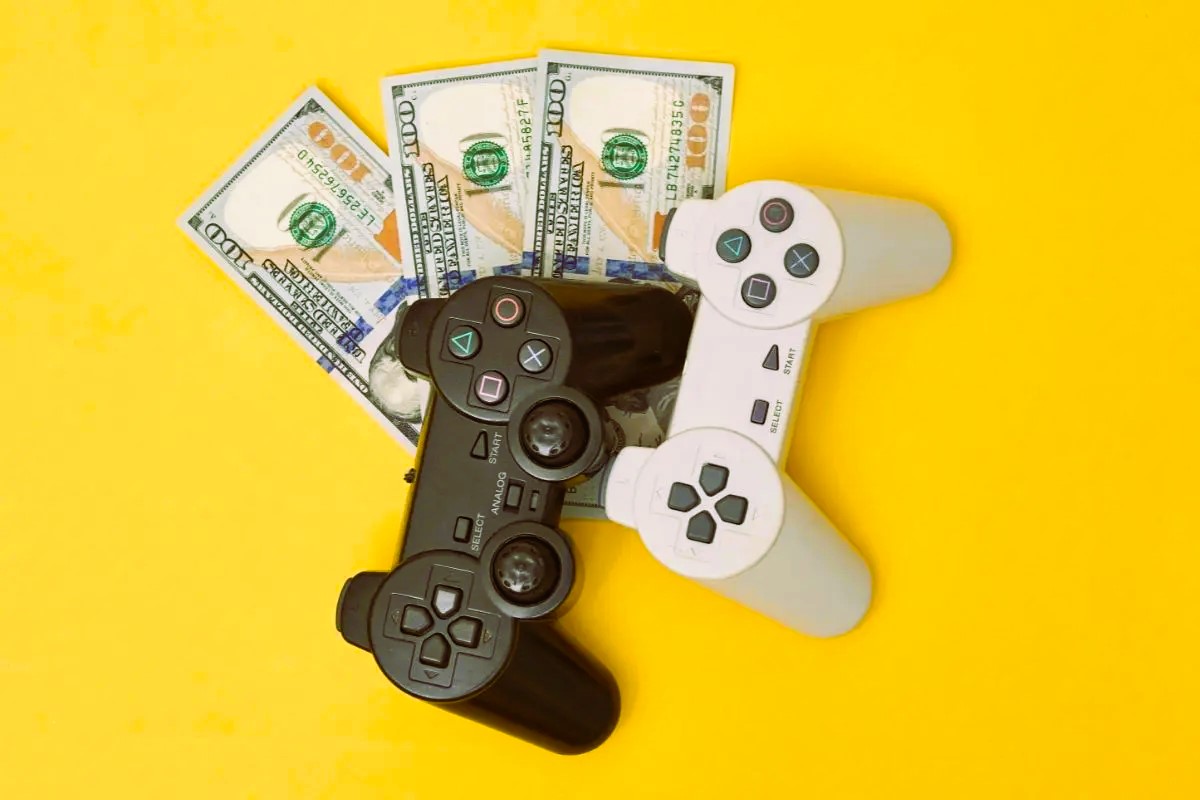 Make Money Playing Video Games